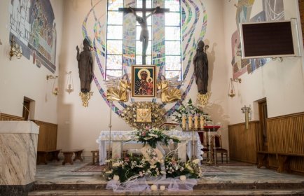 Dekoracje kościoła w Nowej Sarzynie